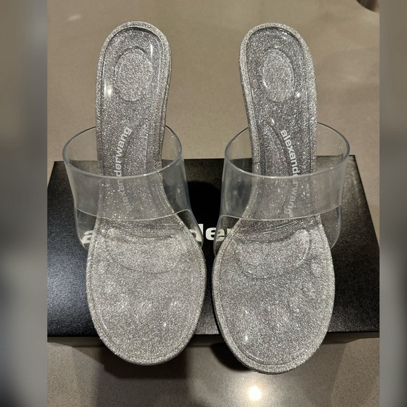 *SOLD* - Picture 2 of 9